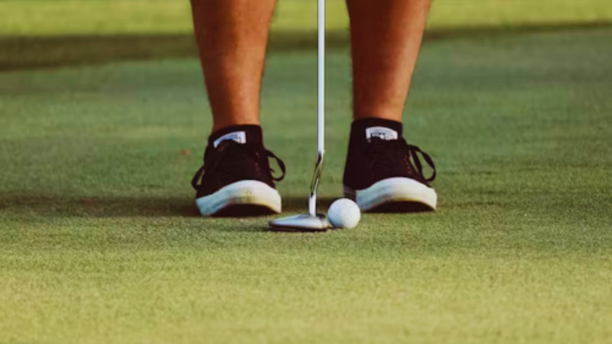 How to stabilize putting stroke